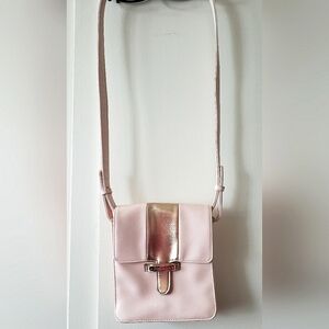 3/$20 Juicy Couture Crossbody Bag Light Pink With Gold Accents